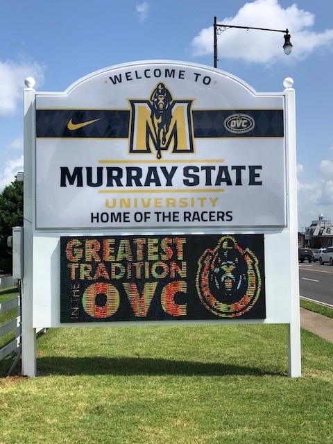Alternate View of Murray State Monument Sign